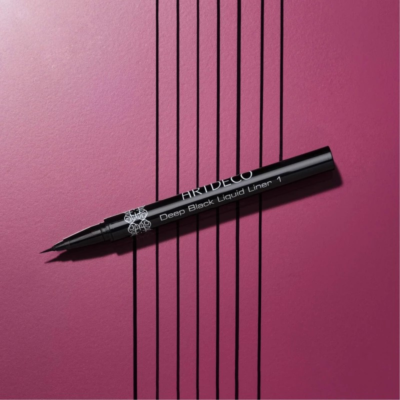 DEEP BLACK LIQUID LINER Nº 1